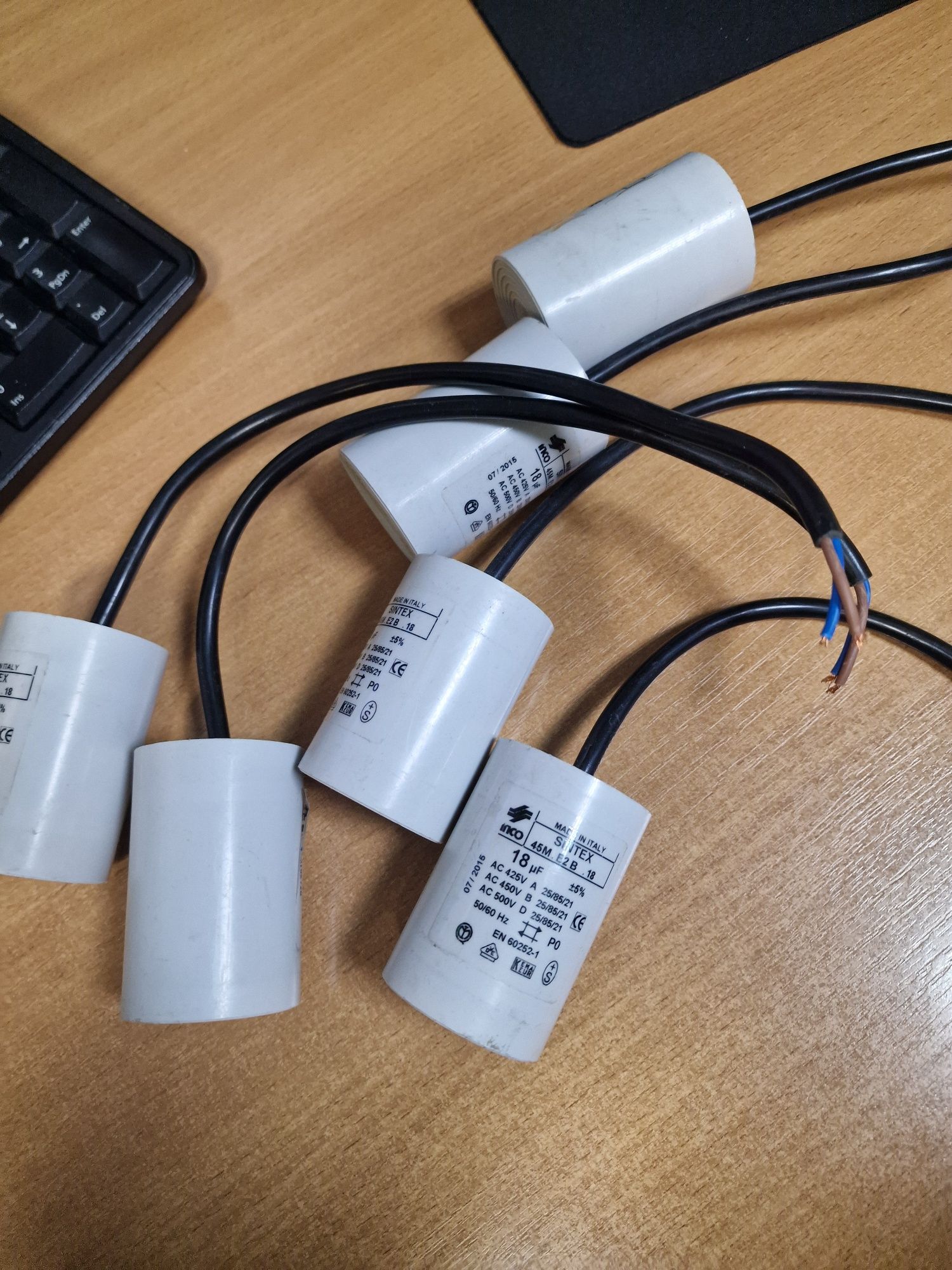 Kondensator SINTEX 18mF 425-500V