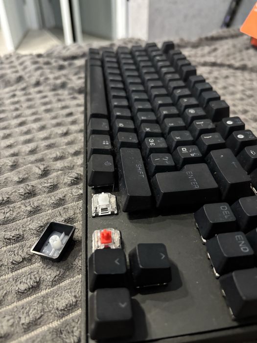 Продам клавиатуру апекс про ткл 2023