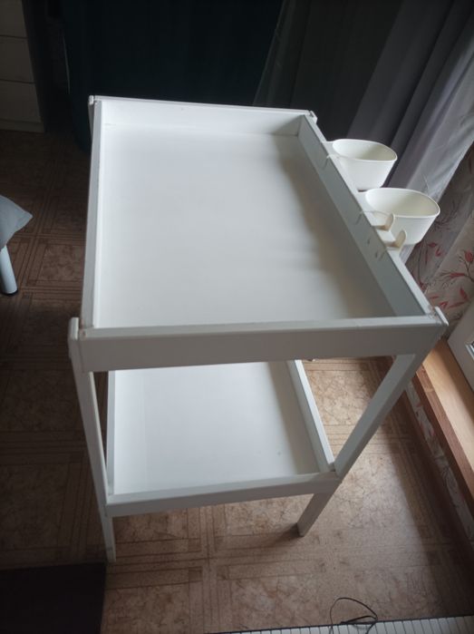 Пеленальний столик IKEA  з органайзерами