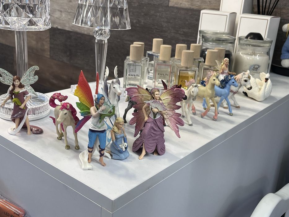 Schleich фігурки: тварин, принцес