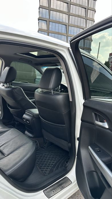 До вашої уваги Honda crosstour 2013р не потребує  вкладень