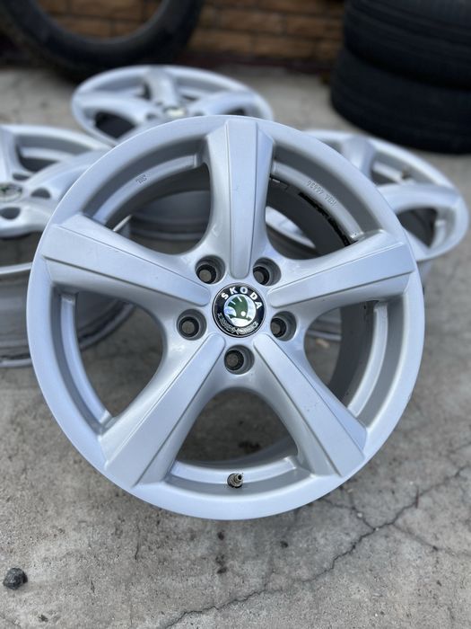 Диски легкосплавні 5х112 r16 Passat B5 B6 Golf Cadyy T4 Skoda A5 Yeti