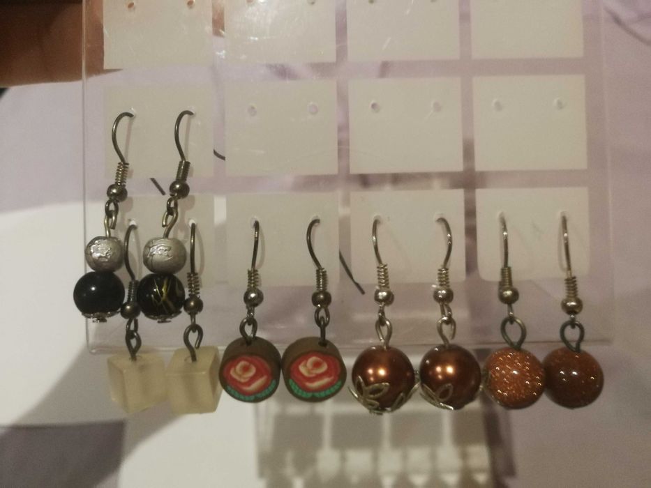 Biżuteria kolczyki bransoletka naszyjniki wisior