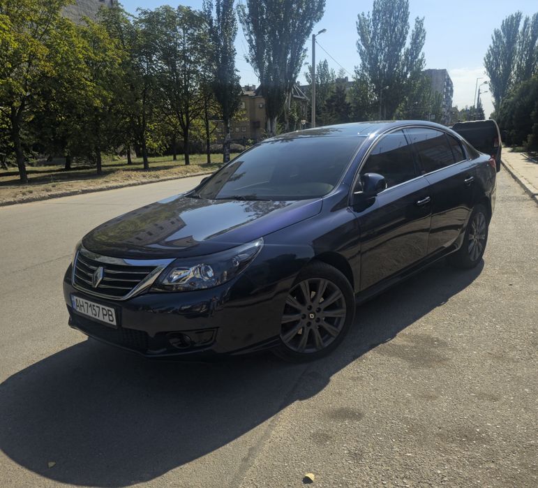 Renault latitude