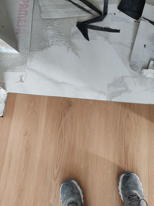 Aplicação de piso flutuante