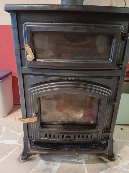 URGENTE Salamandra de ferro com forno