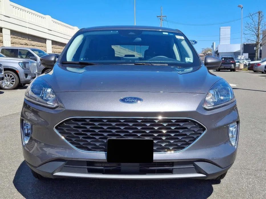 2022 Ford Escape Hybrid SEL пред Максимальная комплектация