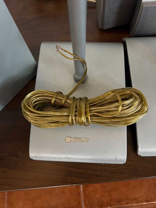 6 Colunas Pioneer e 2 suportes da Napofix.