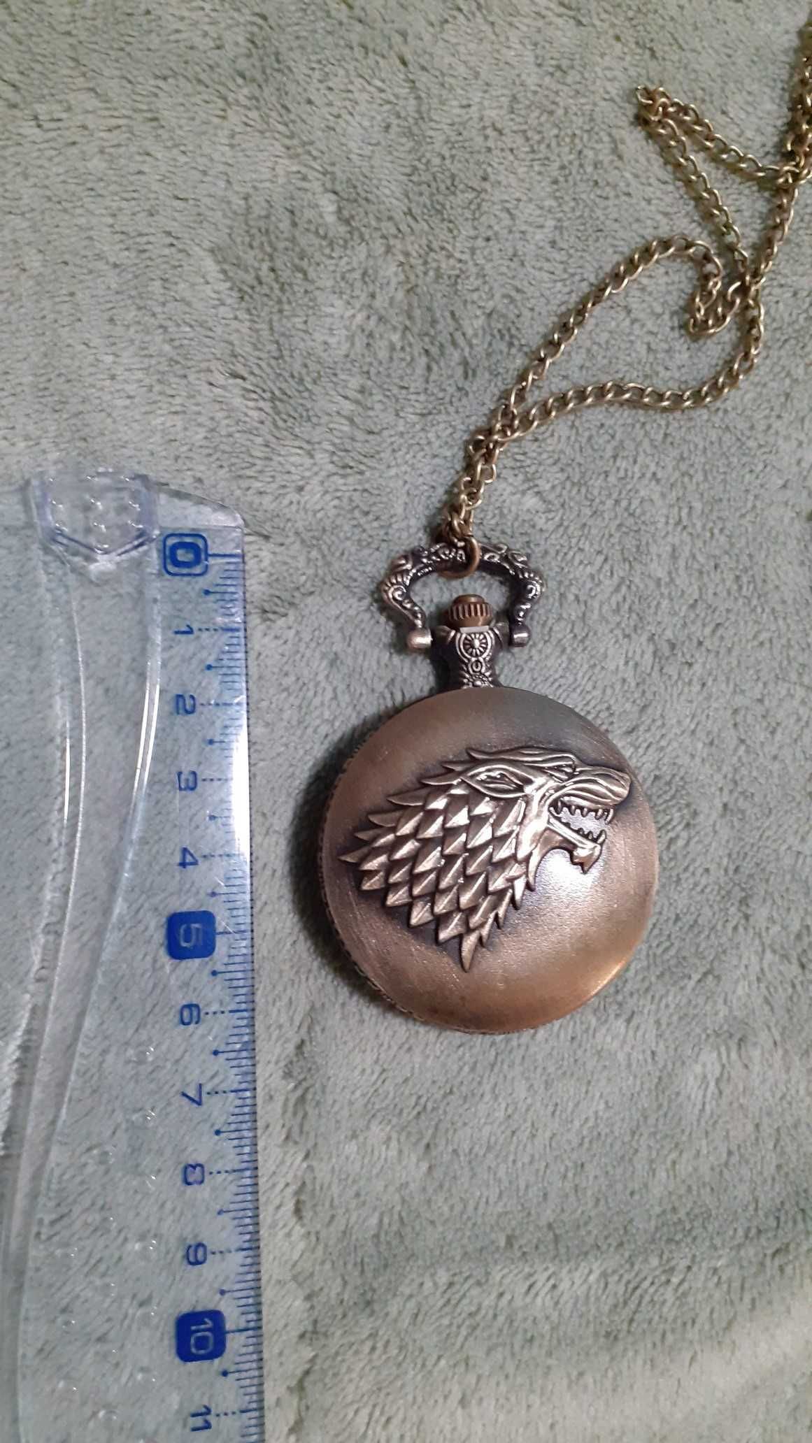 Relógio Game of thrones lobo house stark com corrente NOVO com caixa