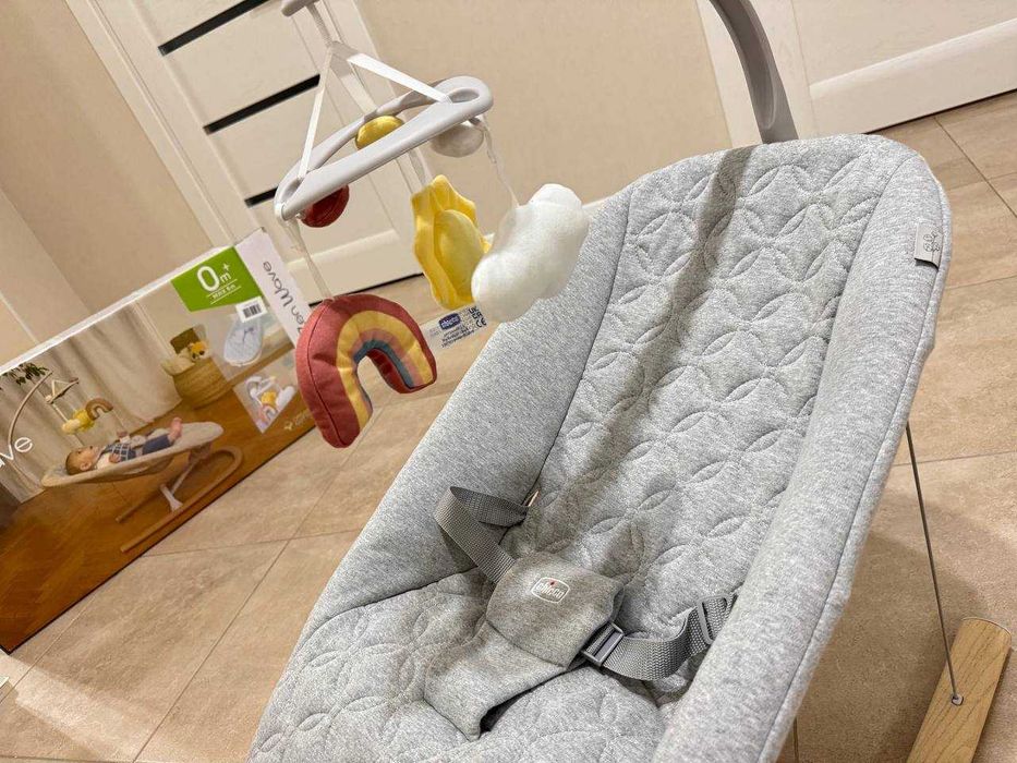 Дитяче крісло-гойдалка Chicco Zen Wave сіре