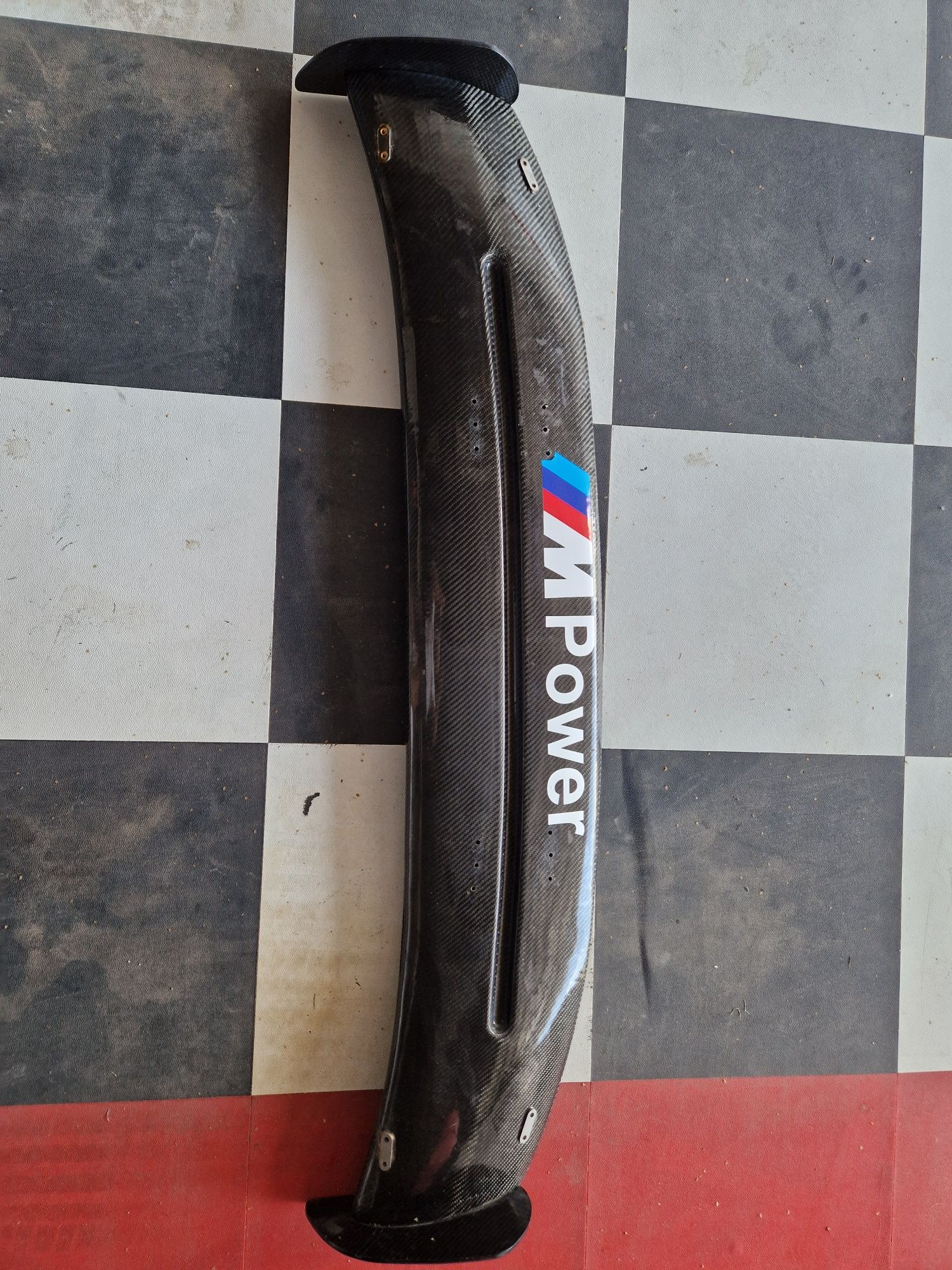 Spoiler spojler tylne skrzydło carbon lotka ringtool tracktool bmw