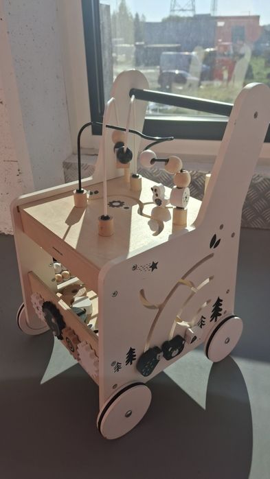 Drewniany pchacz 6w1, chodzik z funkcją stolika edukacyjnego