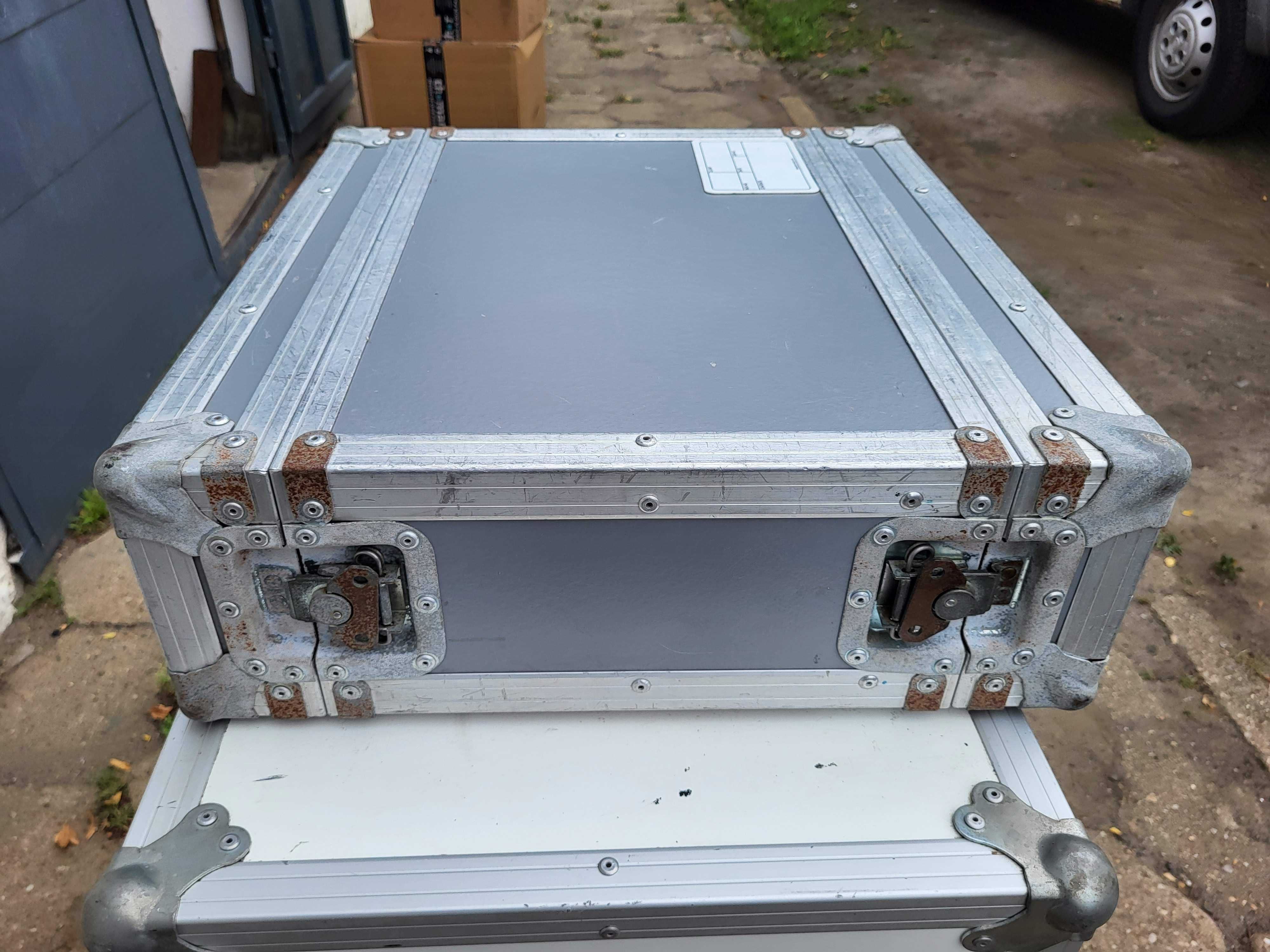 RACK 3U 1x szyna 39cm do klapy case  flightcase, kejs FAKTURA