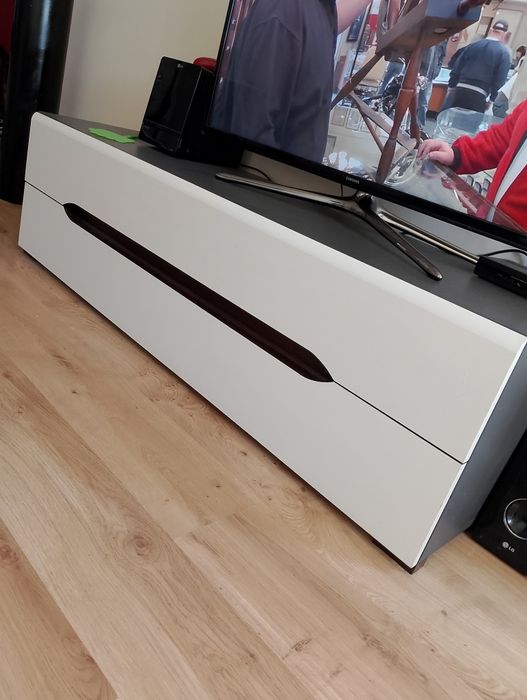Szafka RTV pod telewizor