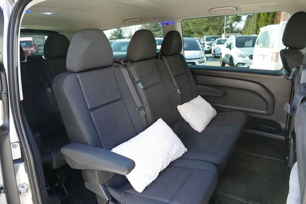 Wynajem BUS 9-Osobowy Mercedes V