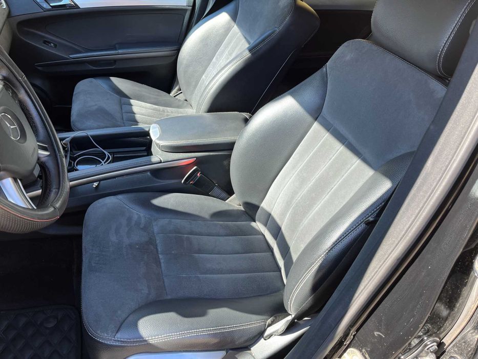 Mercedes-Benz ML 320. 2006 року