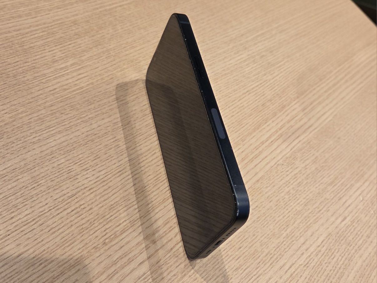 iPhone 13 Impecável por Apenas 250€