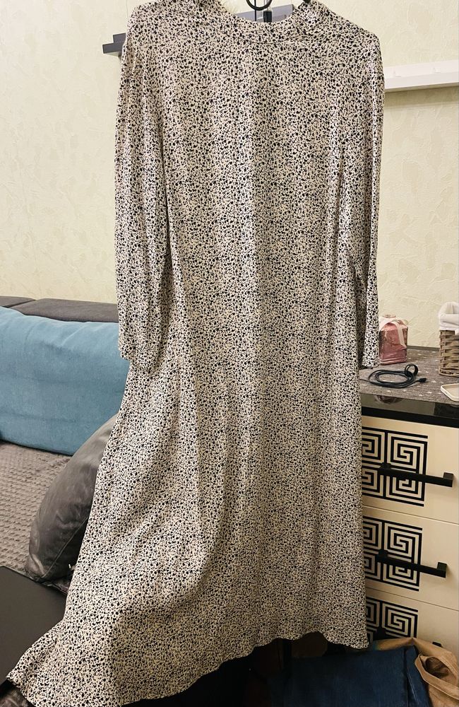 красивое платье вискоза M&S Collection