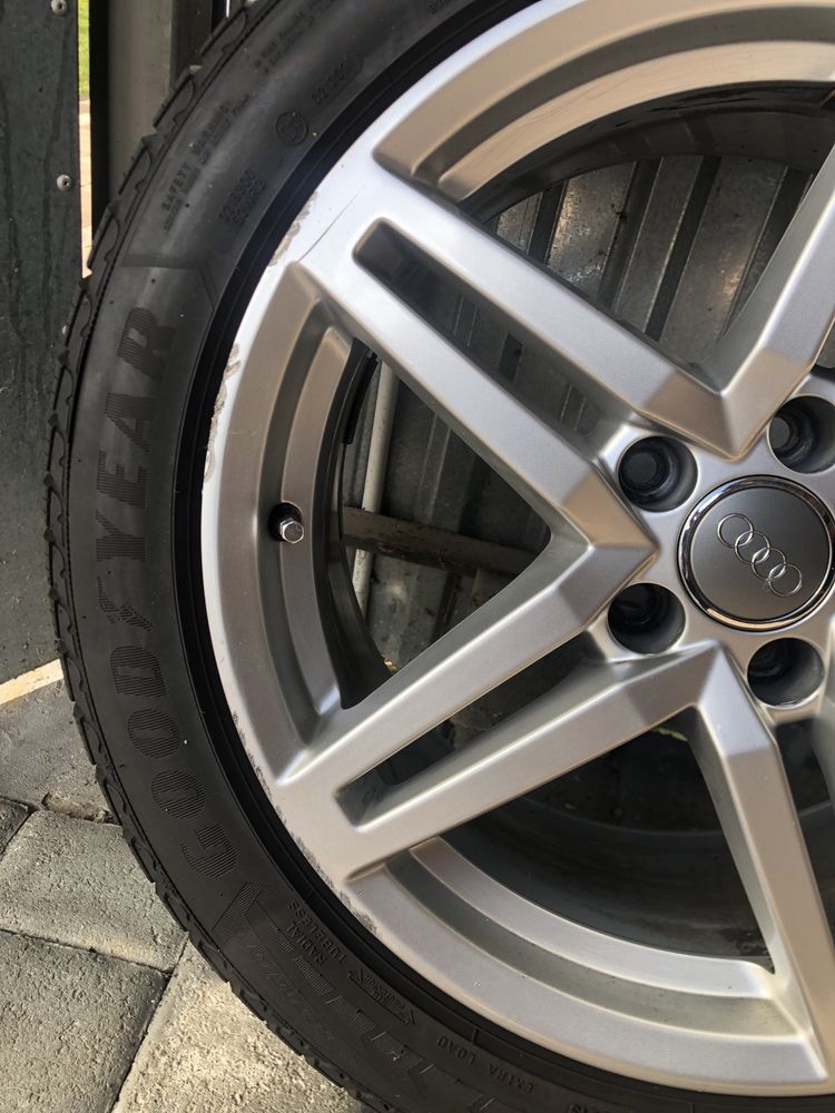 Sprzedam koła Audii zimowe