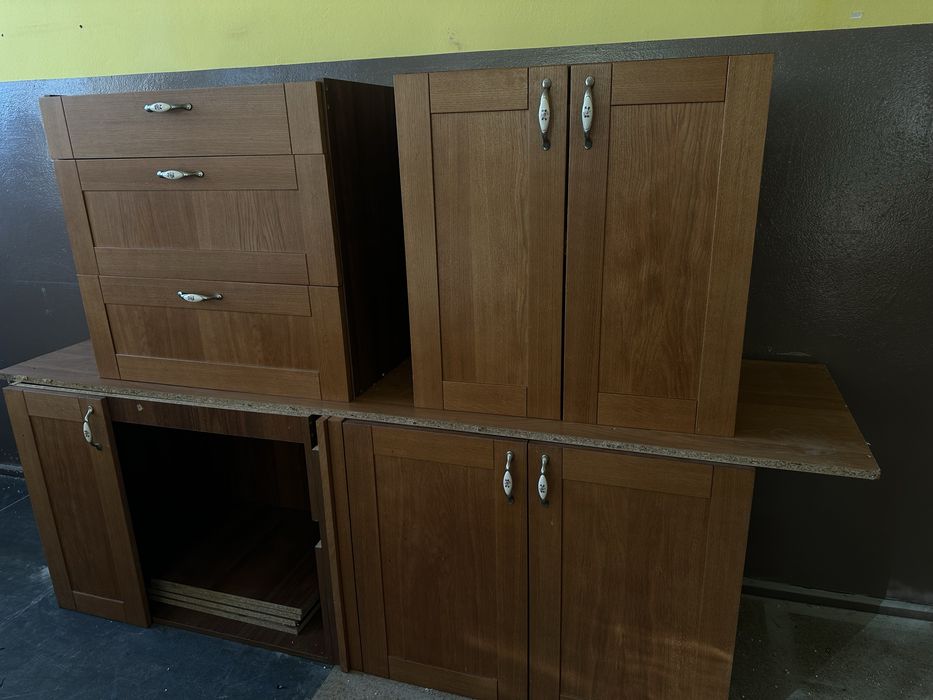 Szafki kuchnne komplet