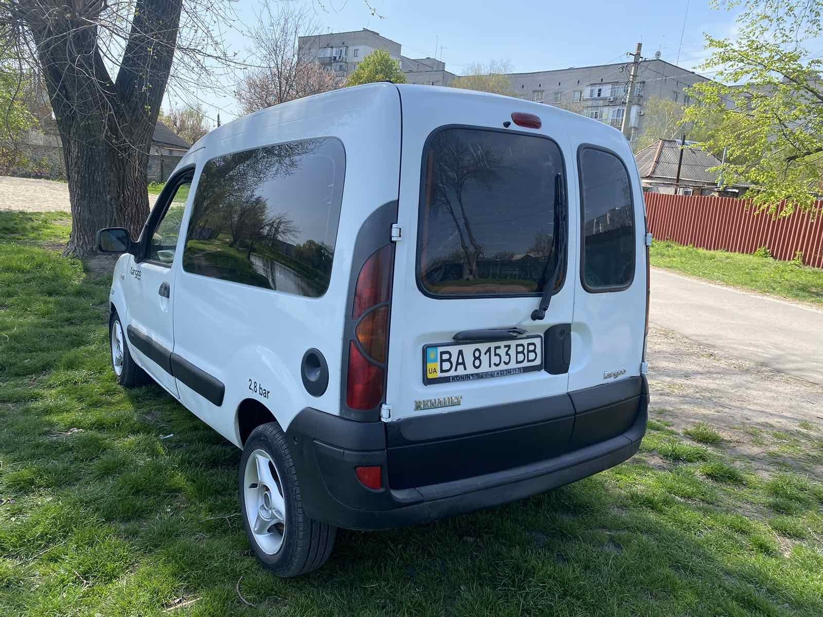 Продам Рено Кенго пасажир 2006 рік,1,5td 3150$