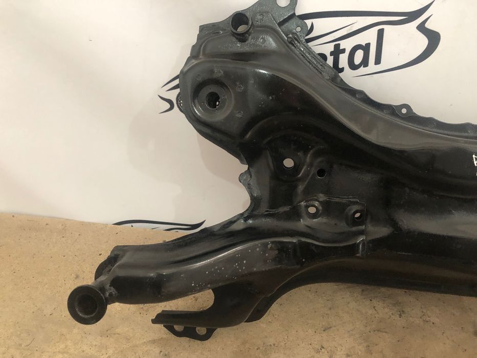 Підрамник Toyota RAV4 IV 2012-18 подрамник рав4 балка передня