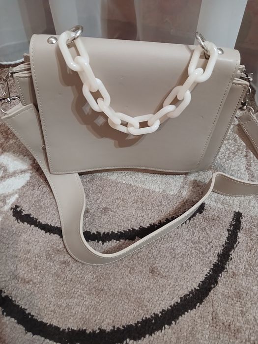 Сумочка жіноча бежева