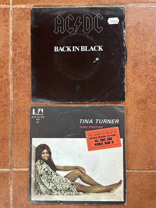 10 LPs - alguns raros - edições portuguesas e 2 singles