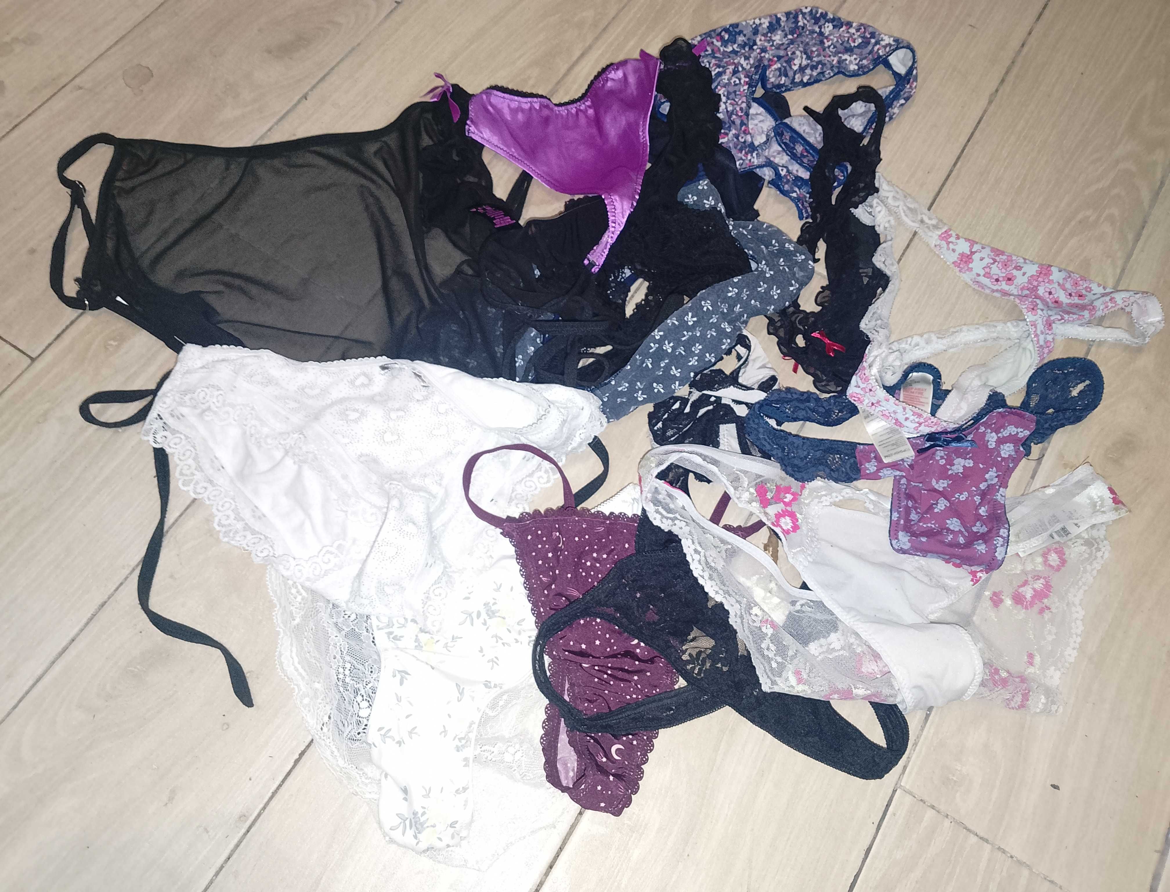 Majtki damskie stringi komplet pakiet 14 sztuk roz.M