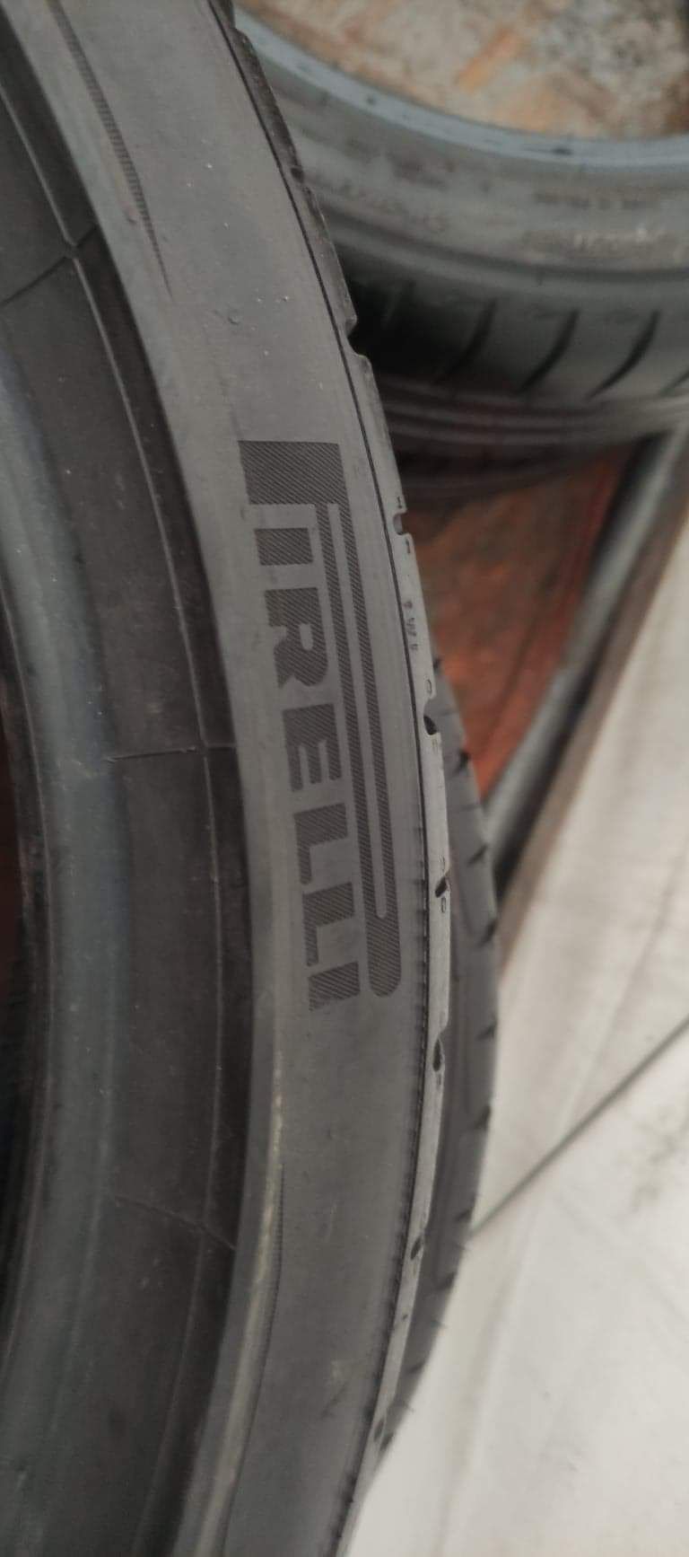 235/35/19 Pirelli rok2017 6mm lato 2szt