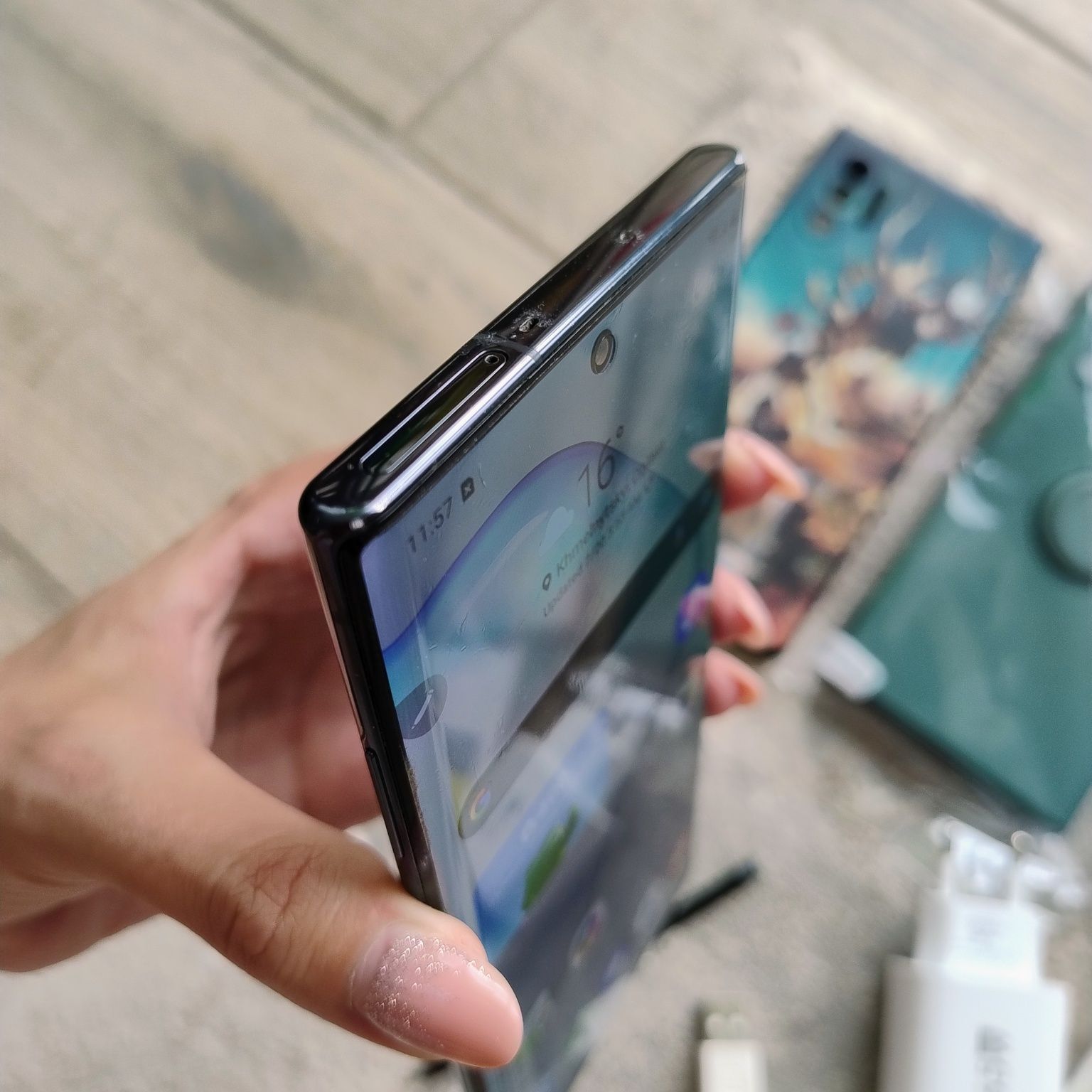 Смартфон Samsung Galaxy Note 10+