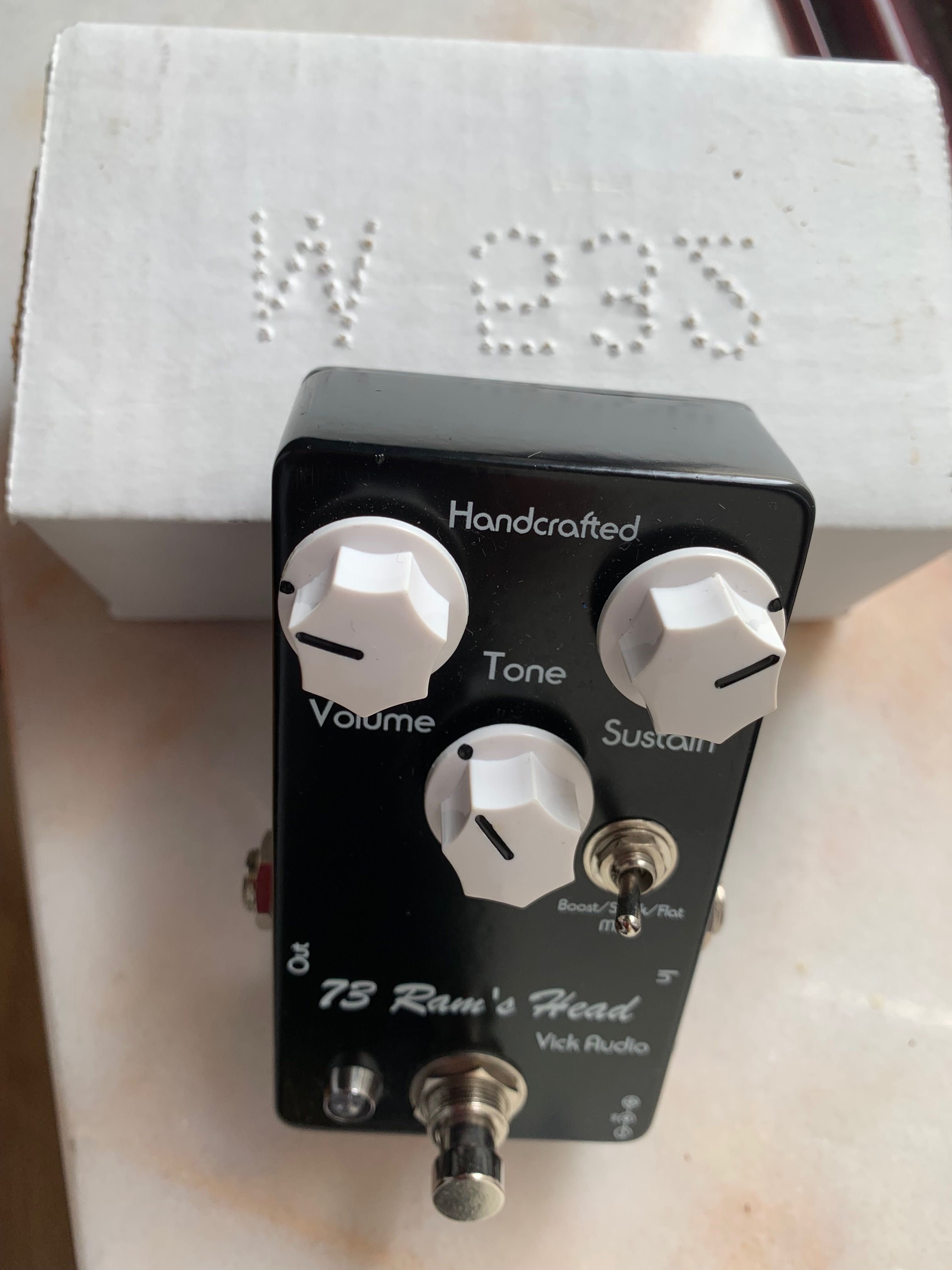 Pedal Fuzz Vick Audio 73 Ram’s Head