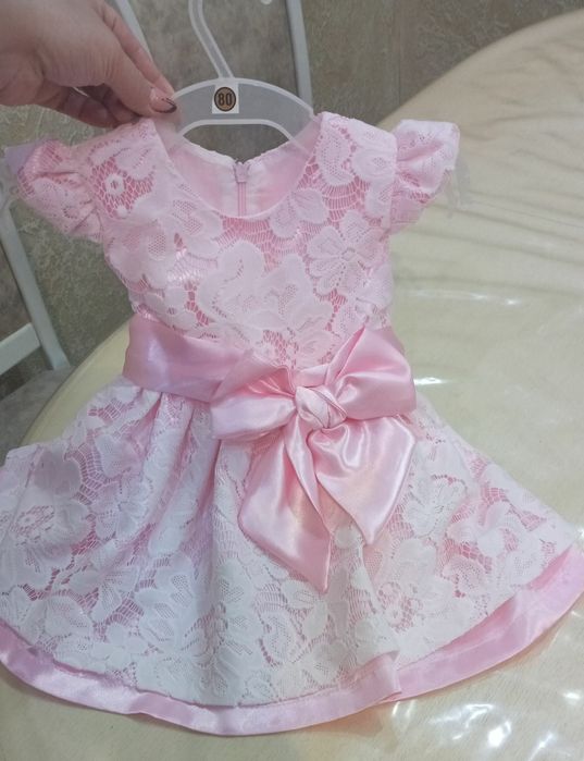 Пишне плаття розмір 80 см