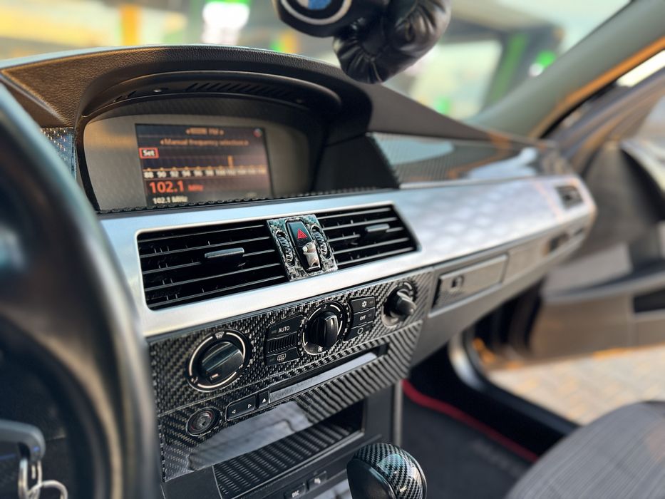 BMW-E60 ,520i , Автомат ,2004 год !