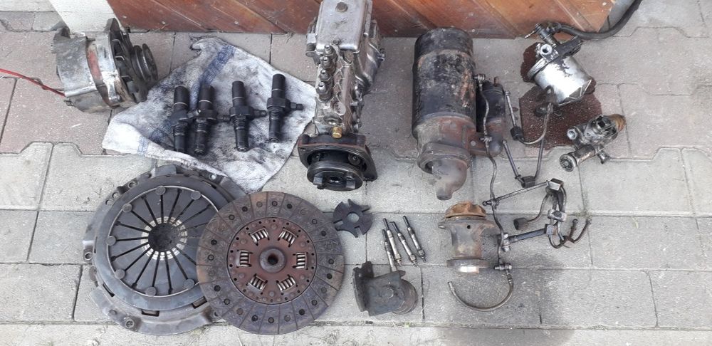 Multicar M25 części pompa wtryskowa wtryski