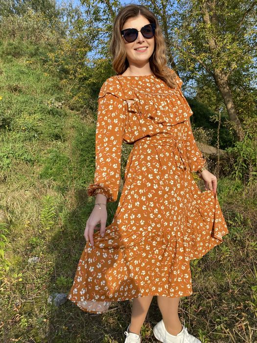 Wiskozowa sukienka Czarodziejka