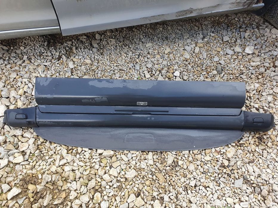 VOLVO V50 KOMBI ROLETA BAGAŻNIKA TYLNA TYŁ 39898414