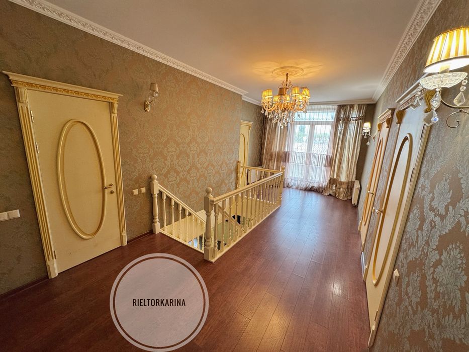 Аренда шикарного дома/Центр города 5 комнат