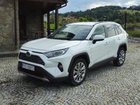 Toyota RAV-4 2.5 hybrid ! AWD 4x4! Przebieg 17tyś t km ! Full opcja !