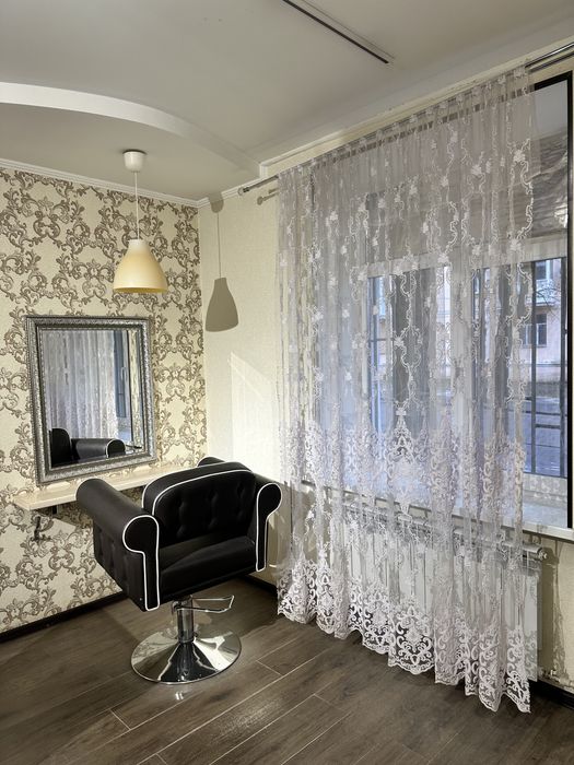 Аренда места для мастеров в салон красоты или процент