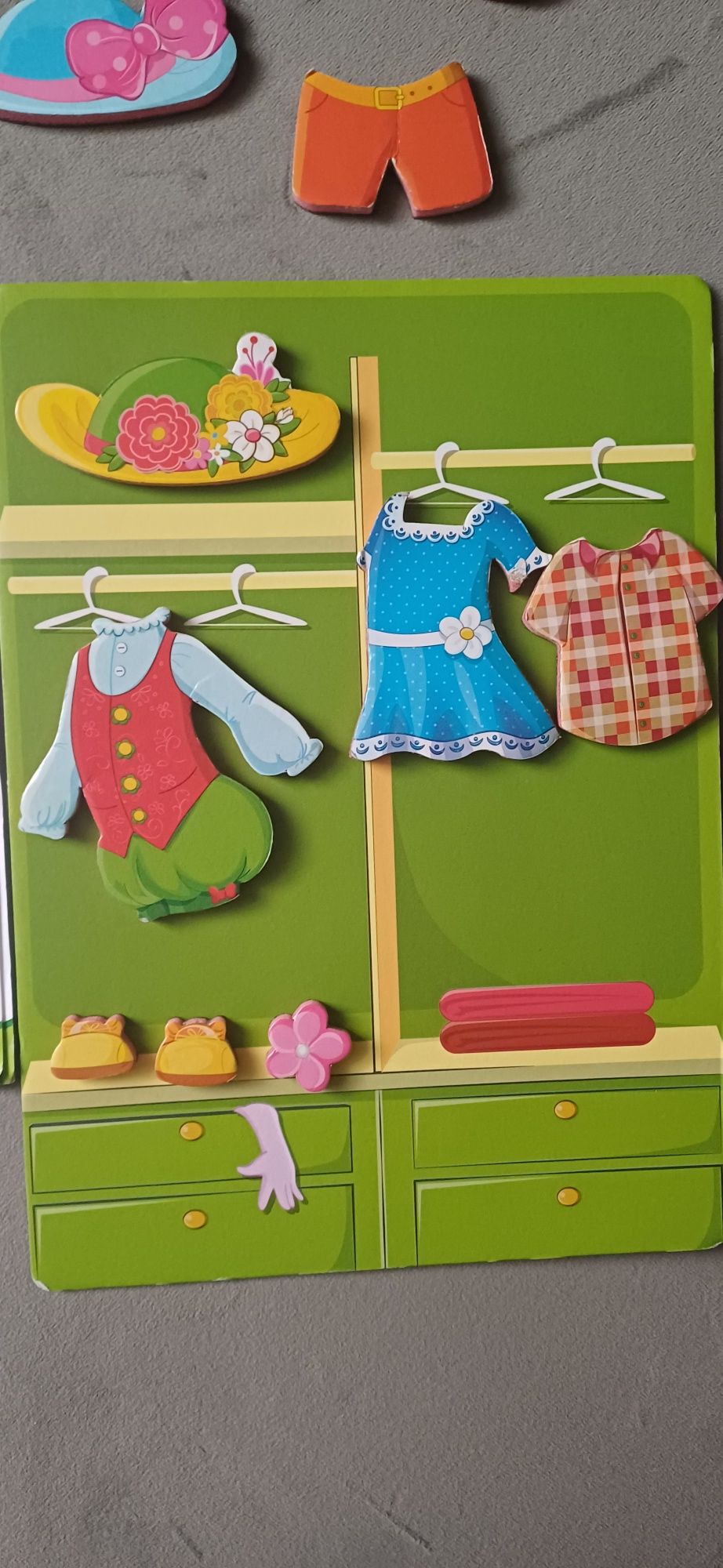 Puzzle ukladanki ubieranka zestaw