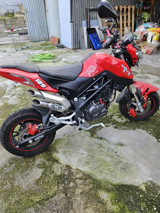 Vendo Benelli TNT 125