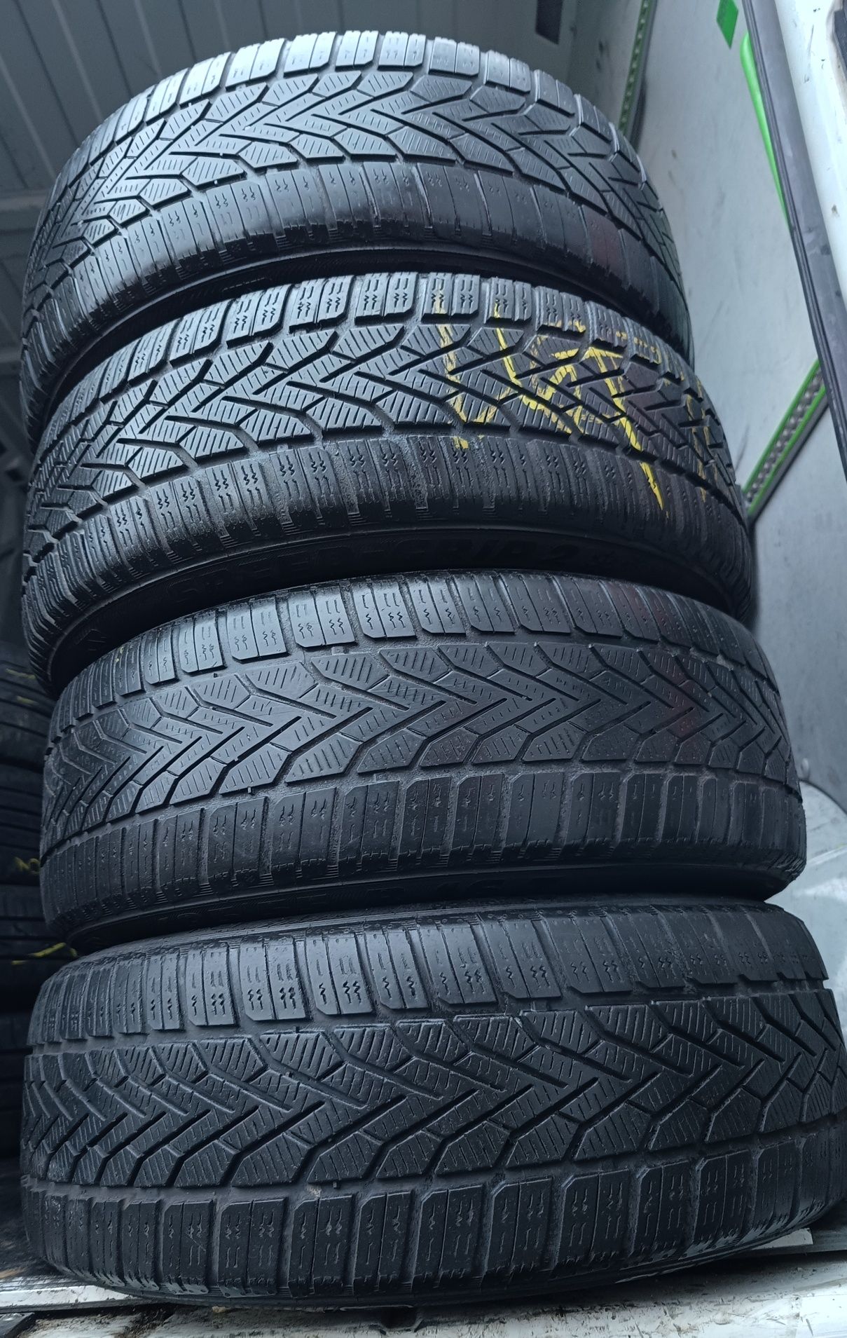 4x 195/55R16 Semperito Speed-Grip