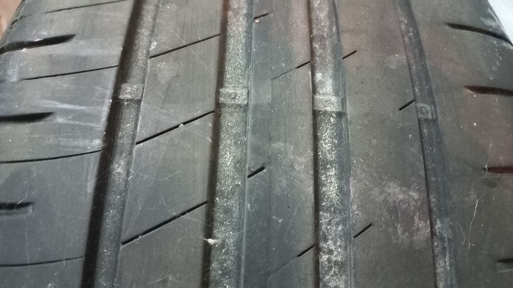 Pneu Goodyear 215/55 R16