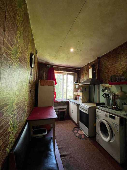 Продам 3 комнатную квартиру Центр ( 3 Слободская )