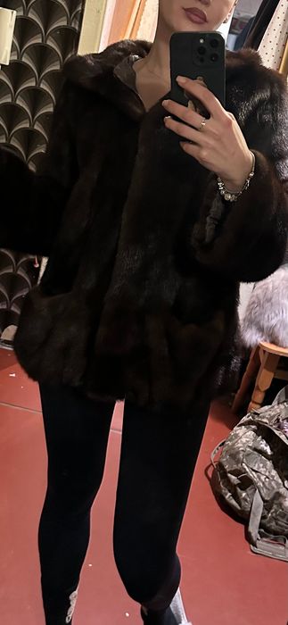 Норкова шуба з натурального хутра