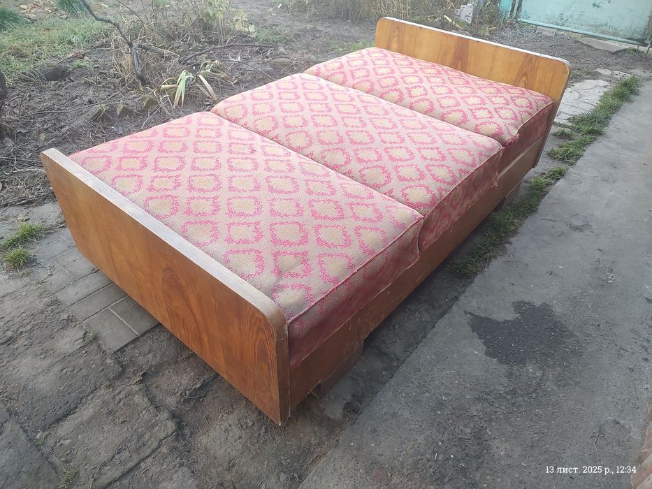 Ввддам тахту(ліжко)