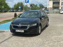 Skoda Octavia Octavia 2.0 DSG czarna kombi czujniki