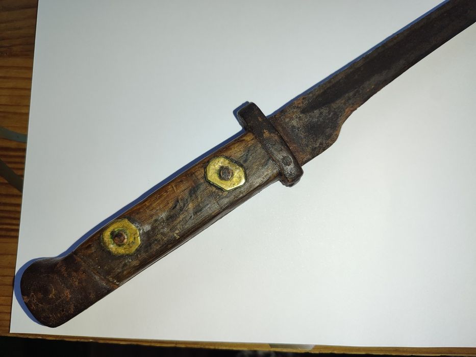 Продаю штик ніж !!!