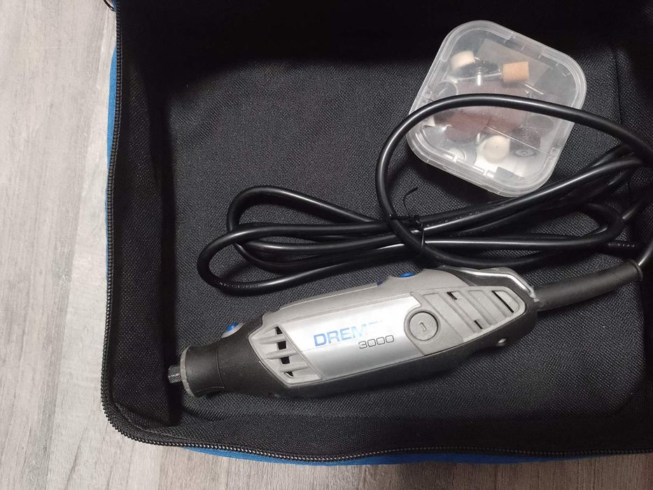 Гравер Dremel 3000